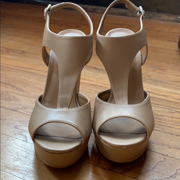 Light Beige T-Strap Platforms - BP - Picture 2 of 4